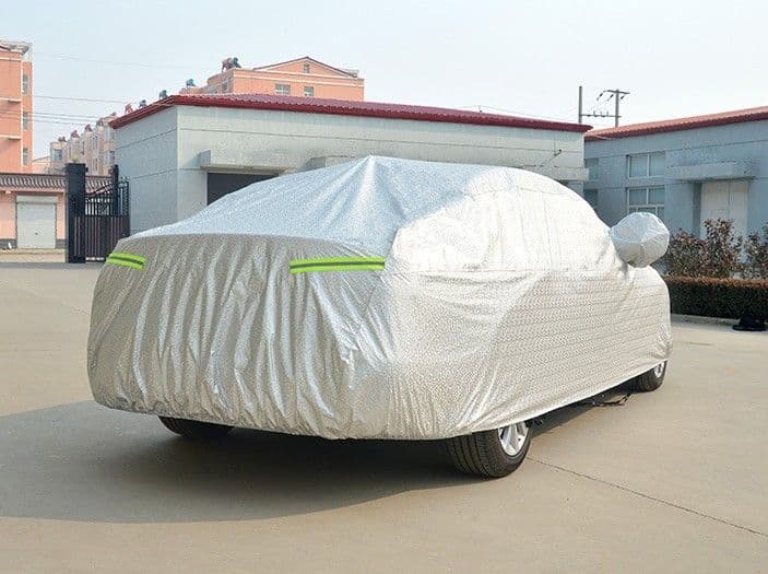 Được làm từ chất liệu PVC và PE mềm dẻo, dày dặn, có độ bền tốt và tính thẩm mỹ cao